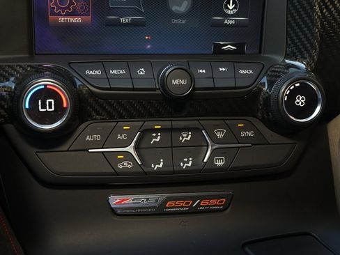 Used 2015 Chevrolet Corvette Z06 image 22