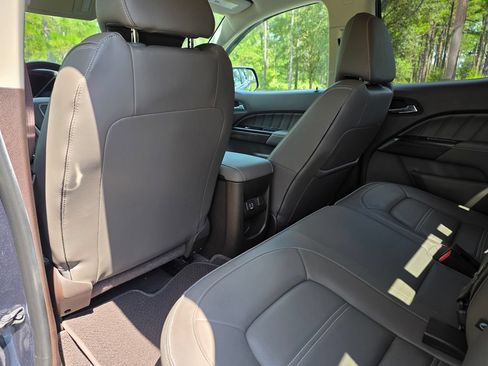 Used 2022 GMC Canyon Denali RWD image 18