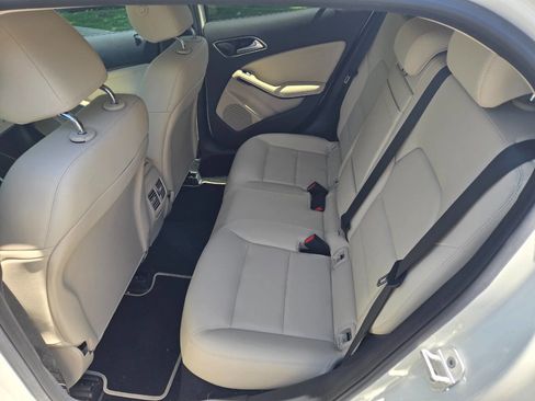 Used 2016 Mercedes-Benz GLA 250 4MATIC image 19
