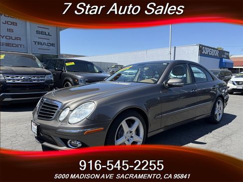 Used 2009 Mercedes-Benz E 350 Sedan image 3