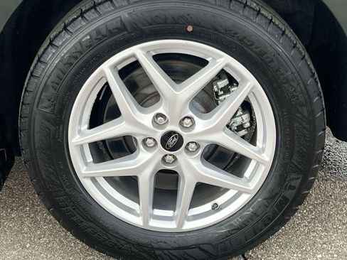 Used 2023 Ford Edge SEL w/ Convenience Package image 14