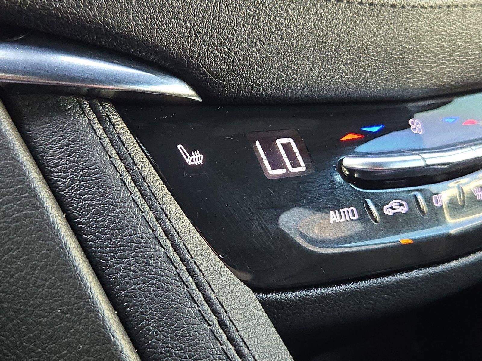 Used 2023 Cadillac XT6 Luxury FWD image 21