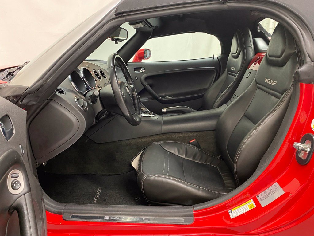 Used 2008 Pontiac Solstice GXP w/ Premium Package RWD image 14
