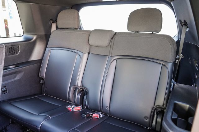 Used 2027 Kia Telluride LX FWD image 20
