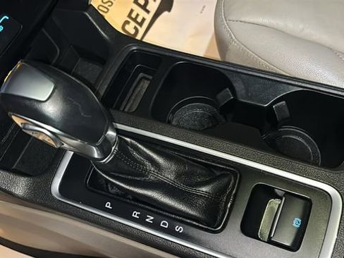 Used 2018 Ford Escape SEL image 20