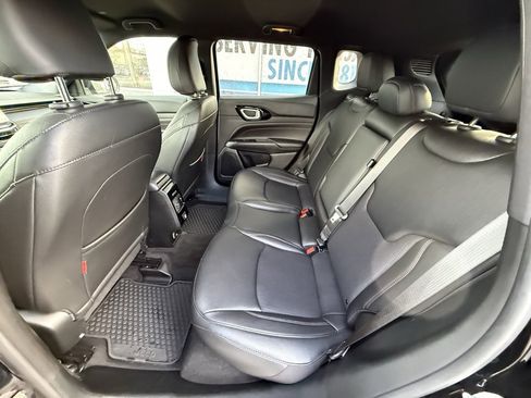 Used 2024 Jeep Compass Trailhawk image 27