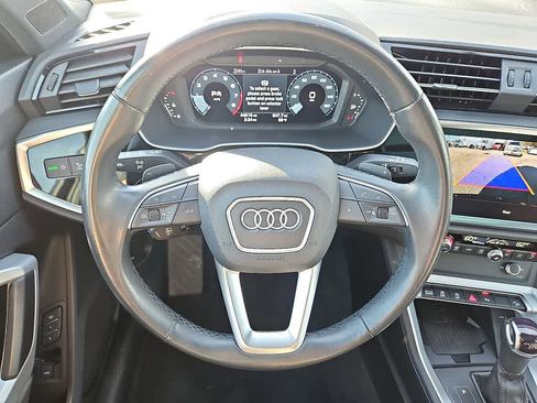 Used 2024 Audi Q3 2.0T Premium image 18