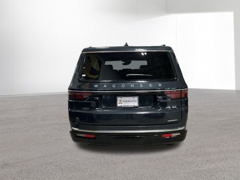 Used 2024 Jeep Wagoneer Series II AWD/4WD image 37