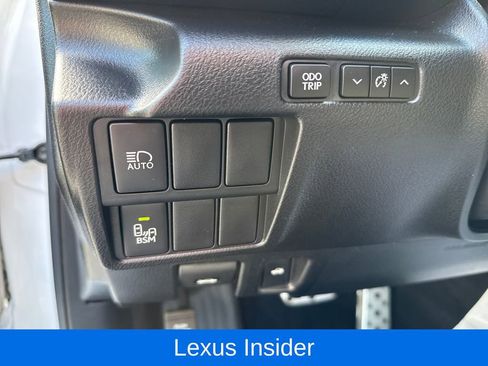 Used 2018 Lexus IS 350 image 15