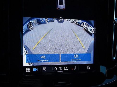 Certified 2023 Volvo XC40 Recharge Plus w/ Protection Package Premier image 27