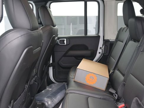 New 2024 Jeep Wrangler Unlimited Rubicon 392 image 16