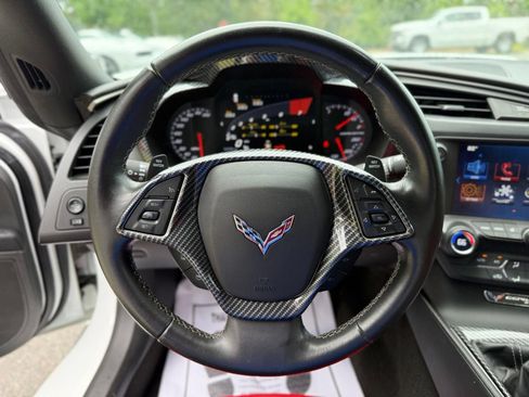 Used 2015 Chevrolet Corvette Stingray Coupe RWD image 30