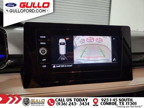 Used 2025 Volkswagen Taos S w/ Taos MDO Package image 26