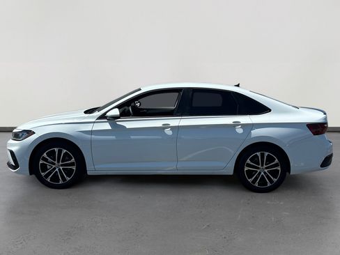 Used 2026 Volkswagen Jetta Sport FWD image 2