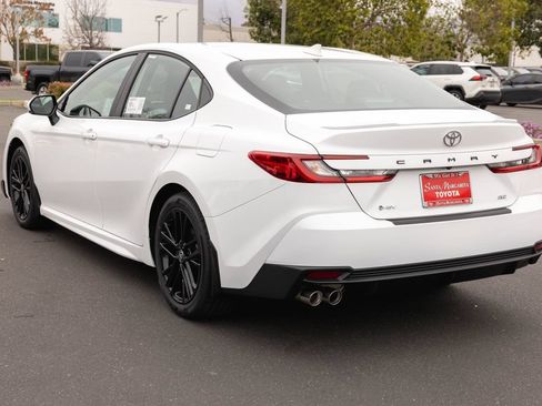 New 2026 Toyota Camry SE FWD image 6