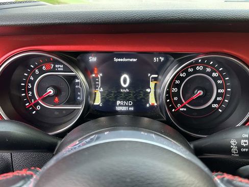 Used 2021 Jeep Wrangler Unlimited Rubicon w/ Steel Bumper Group AWD/4WD image 16