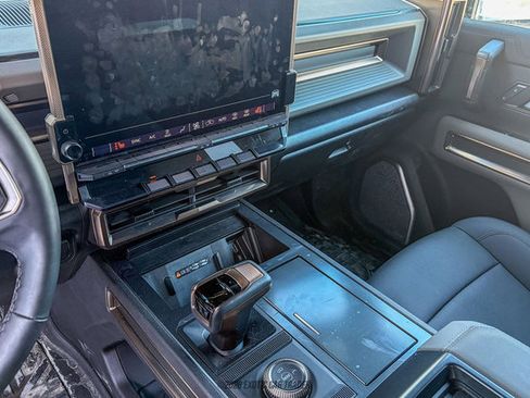 Used 2025 GMC Hummer EV 2X image 19