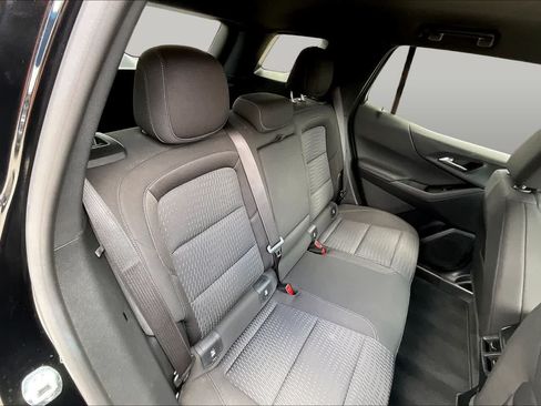 Used 2026 Chevrolet Equinox LT FWD image 18
