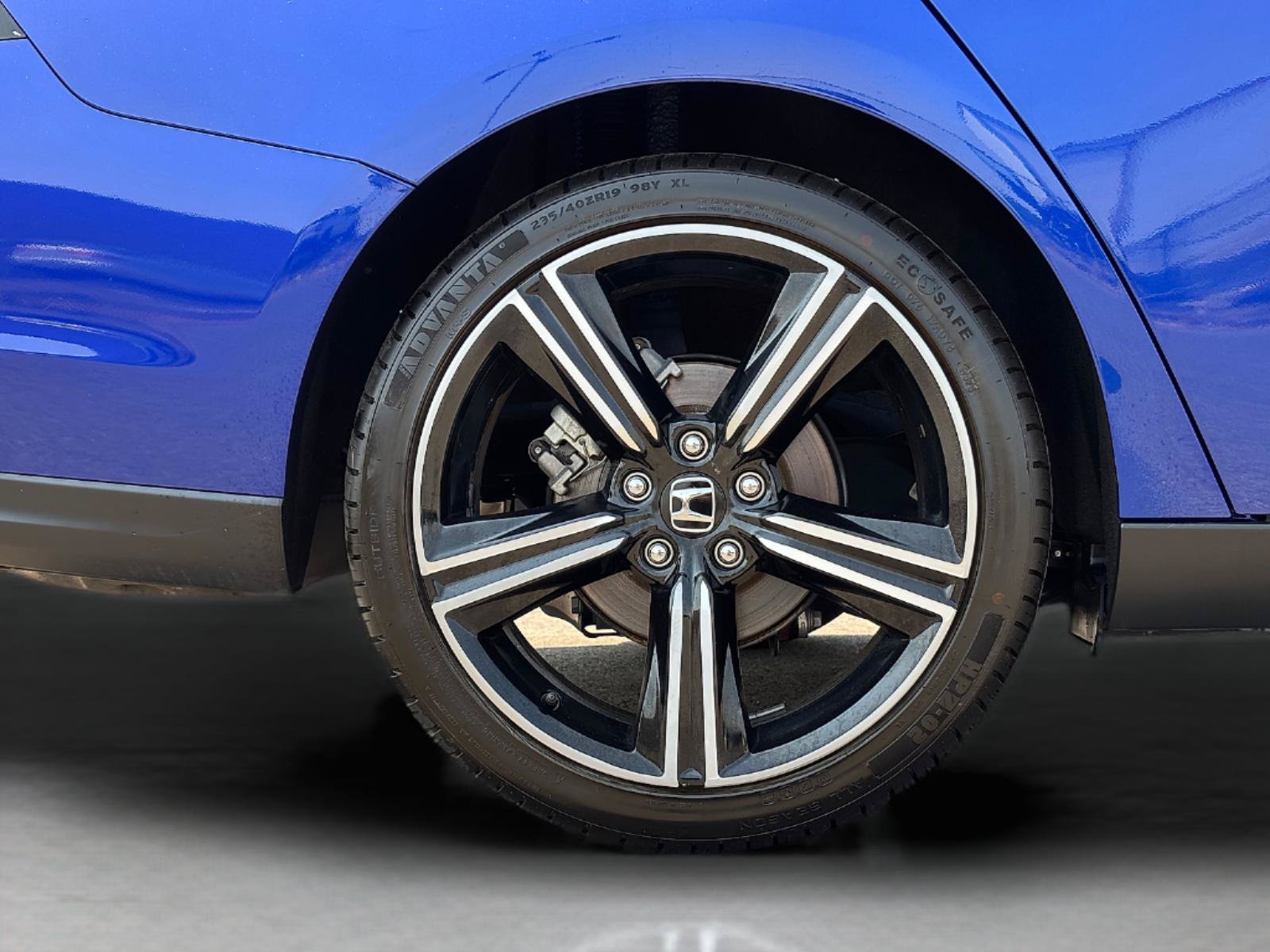 Certified 2025 Honda Accord Sport image 9