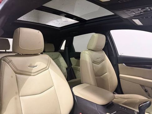 Used 2019 Cadillac XT5 Luxury image 29