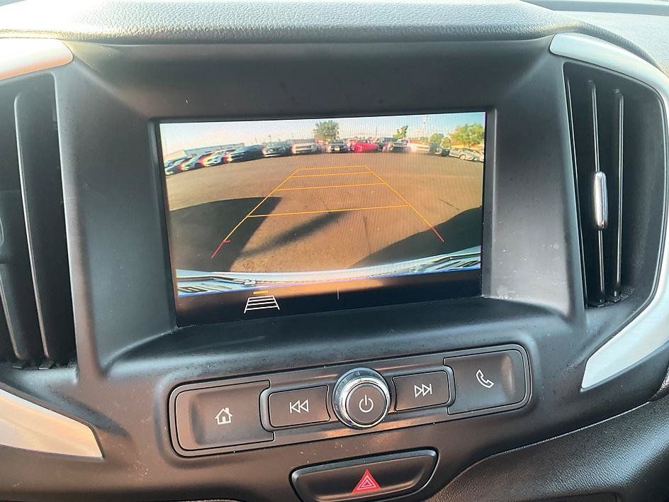 Used 2021 GMC Terrain SLE FWD image 25