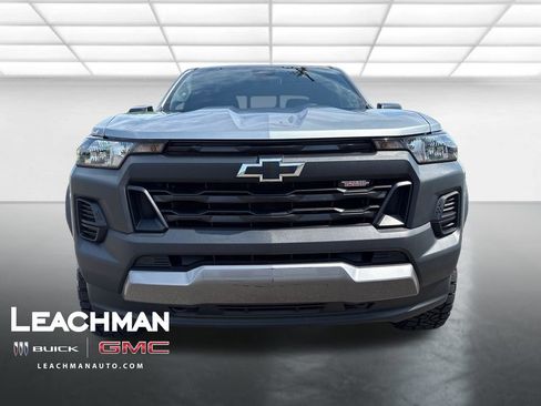 Used 2024 Chevrolet Colorado Trail Boss w/ Advanced Trailering Package AWD/4WD image 10