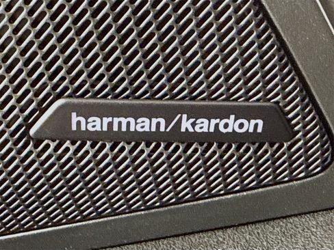 New 2025 BMW X3 xDrive30i w/ Premium Package image 18