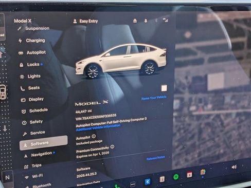 Used 2022 Tesla Model X image 12