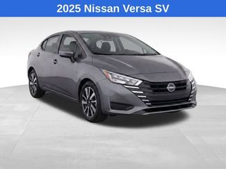 Used 2025 Nissan Versa SV FWD video 2