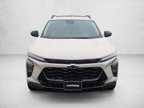 New 2026 Chevrolet Trax ACTIV w/ Sunroof Package image 2