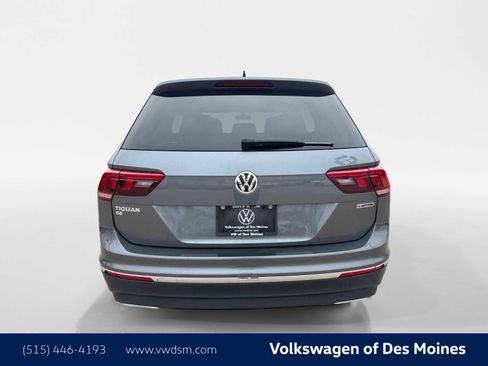 Used 2021 Volkswagen Tiguan SE w/ Panoramic Sunroof Package AWD/4WD image 5