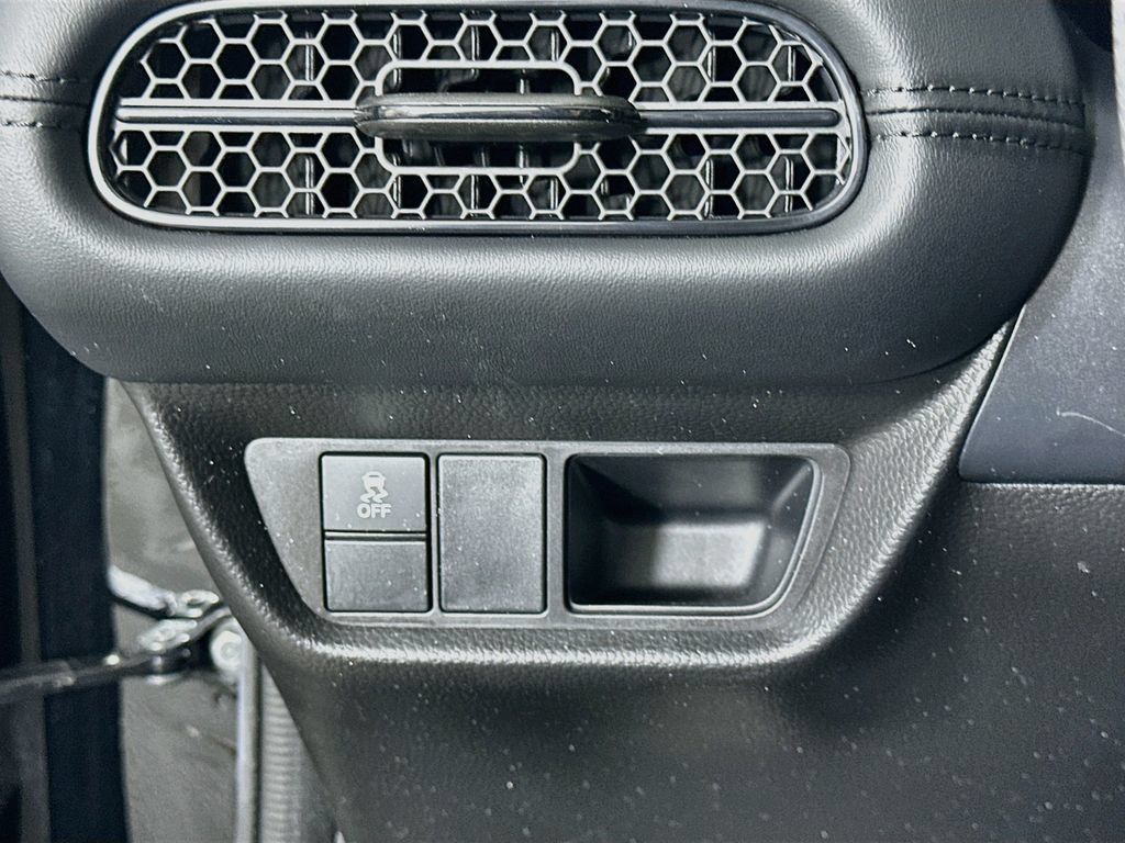 Certified 2024 Honda HR-V LX image 10