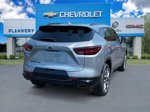 Used 2025 Chevrolet Blazer RS w/ LPO, Floor Liner Package AWD/4WD image 5