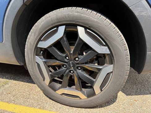Used 2025 Kia Telluride S AWD/4WD image 8