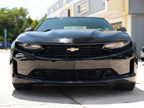 Used 2020 Chevrolet Camaro LT RWD image 3