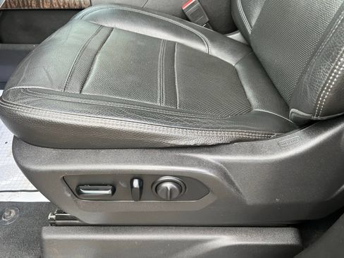 Used 2019 GMC Sierra 1500 Denali w/ Technology Package AWD/4WD image 13