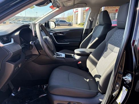 Certified 2025 Toyota RAV4 XLE AWD/4WD image 13