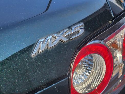 Used 2008 MAZDA MX-5 Miata Sport RWD image 13