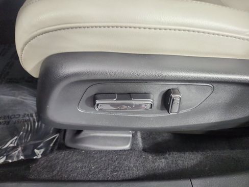 Used 2025 Honda HR-V EX-L image 22