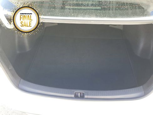 Certified 2022 Toyota Corolla L image 13