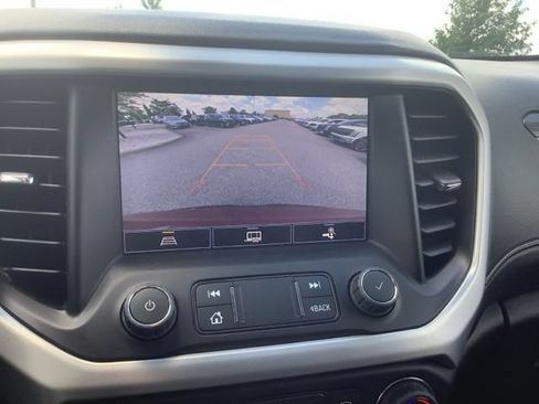 Used 2023 GMC Acadia SLT w/ Preferred Package AWD/4WD image 34