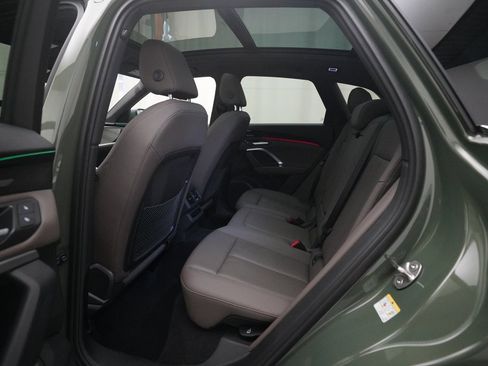 Used 2025 Audi Q5 Premium Plus w/ Premium Plus image 32