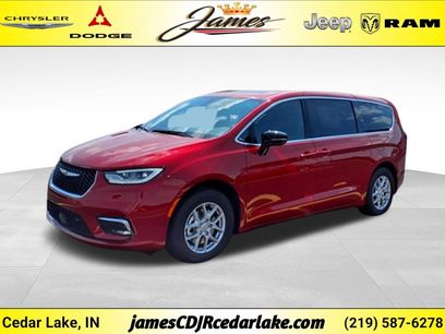 Used 2026 Chrysler Pacifica Select