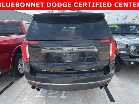 Used 2023 GMC Yukon Denali Ultimate AWD/4WD image 5