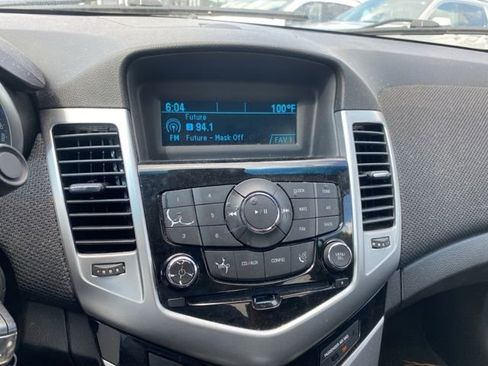 Used 2014 Chevrolet Cruze LT FWD image 25