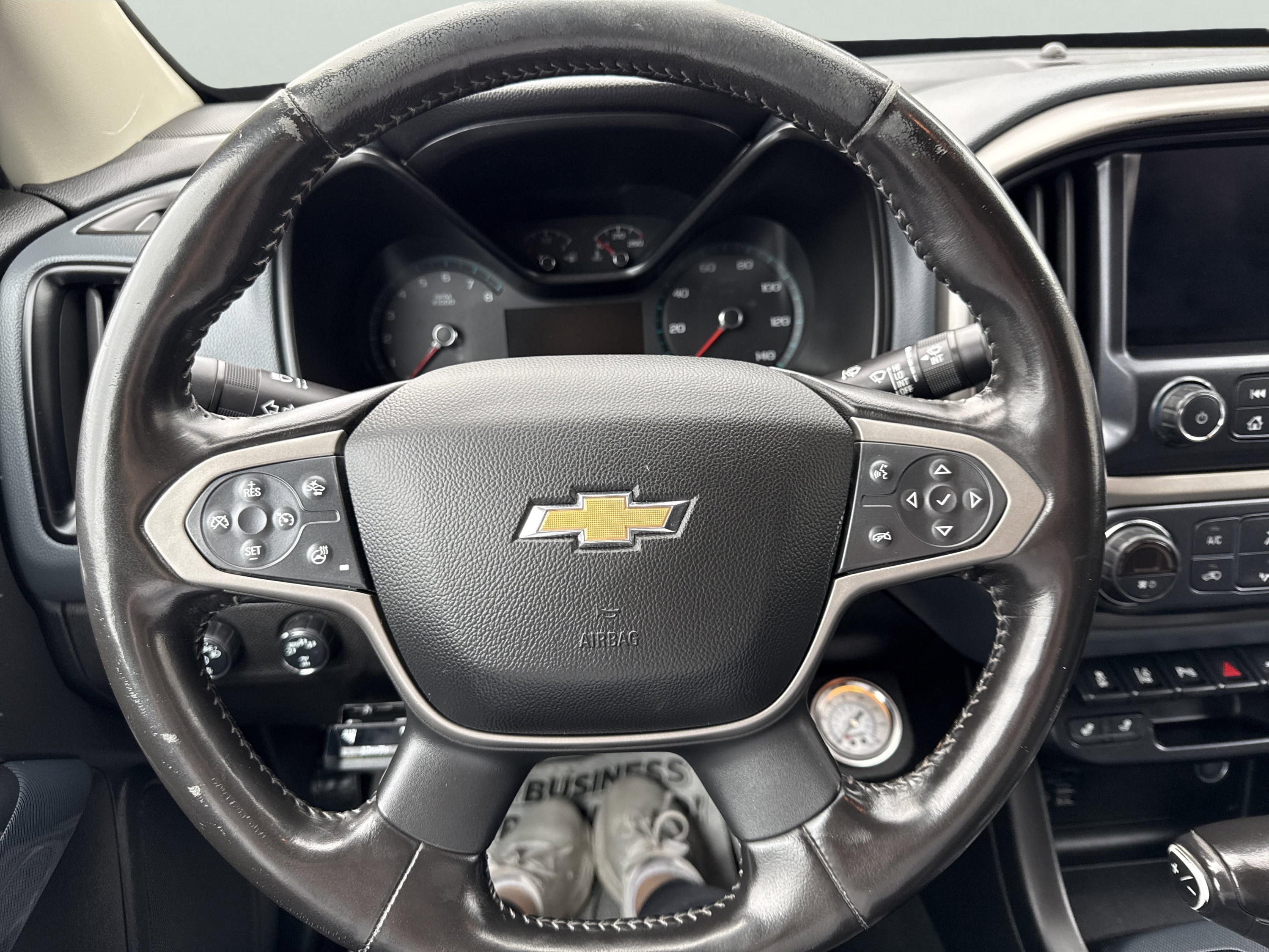 Used 2021 Chevrolet Colorado Z71 w/ Safety Package AWD/4WD image 16