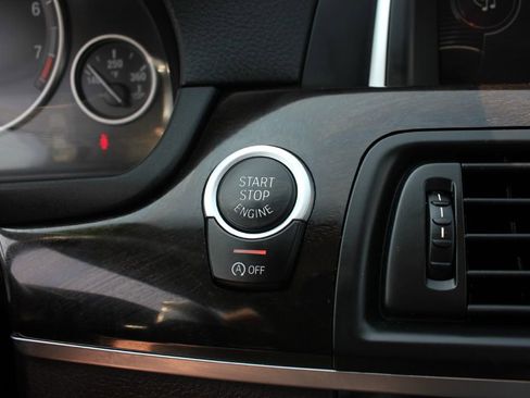 Used 2016 BMW 528i xDrive Sedan image 17