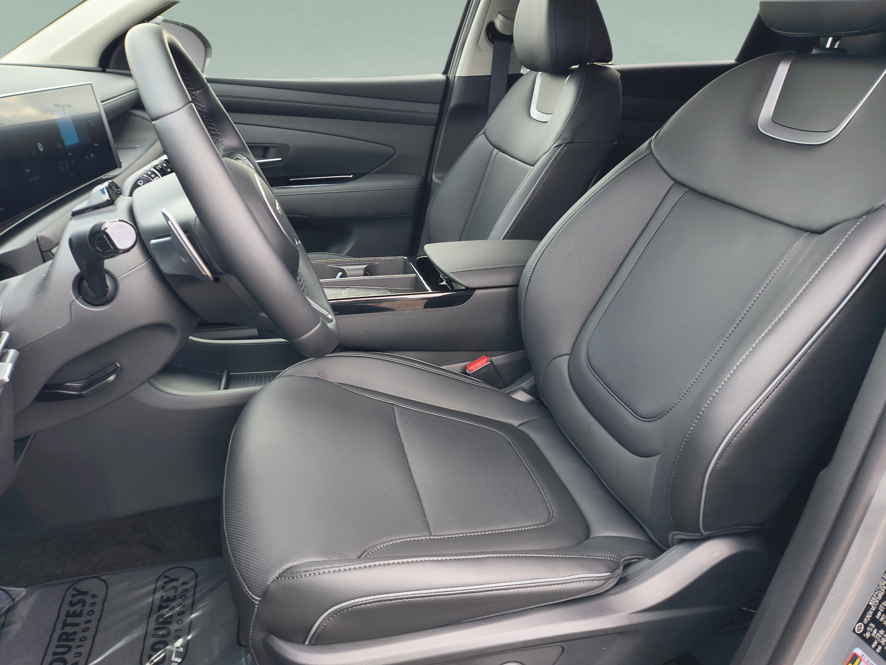 New 2026 Hyundai Tucson Limited FWD image 19