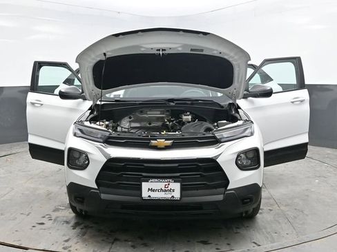 Used 2023 Chevrolet TrailBlazer LS image 42