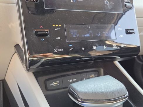 Used 2024 Hyundai Tucson SEL FWD image 20